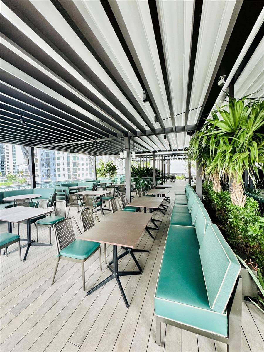 159 NE 6th St # 4314, Miami FL 33132 — 57