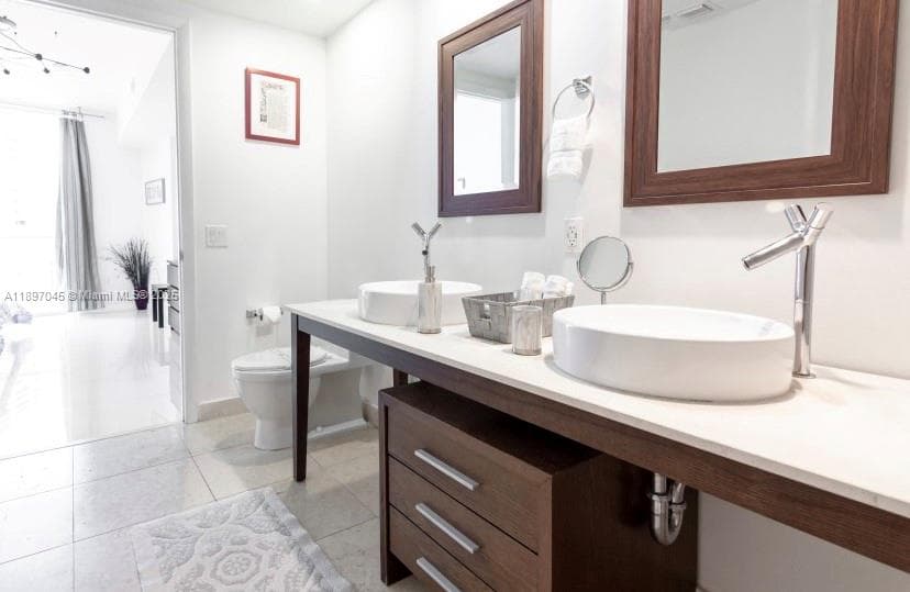 485 Brickell Ave # 2606, Miami FL 33131 — 14