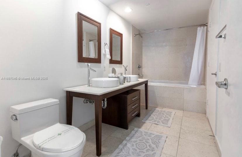 485 Brickell Ave # 2606, Miami FL 33131 — 15