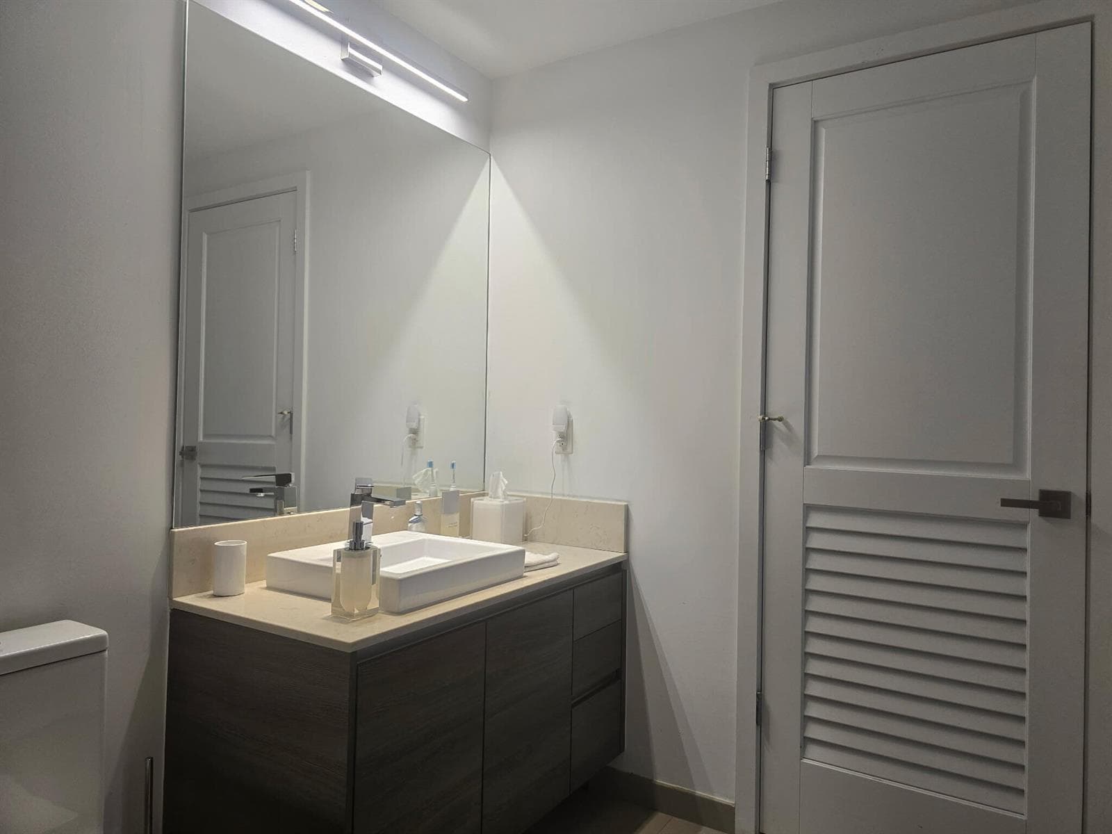 1080 Brickell Avenue # 3305, Miami FL 33131 — 27