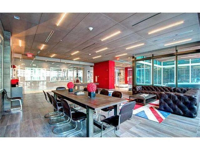 1080 Brickell Avenue # 3305, Miami FL 33131 — 3