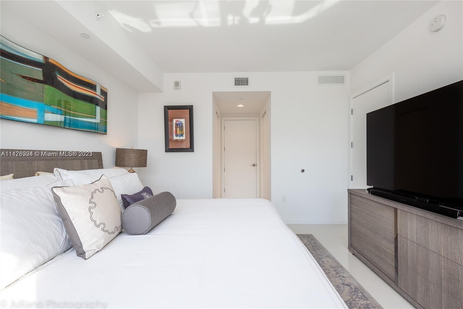 5300 NW 85th Avenue # 1409, Doral FL 33166 — 17