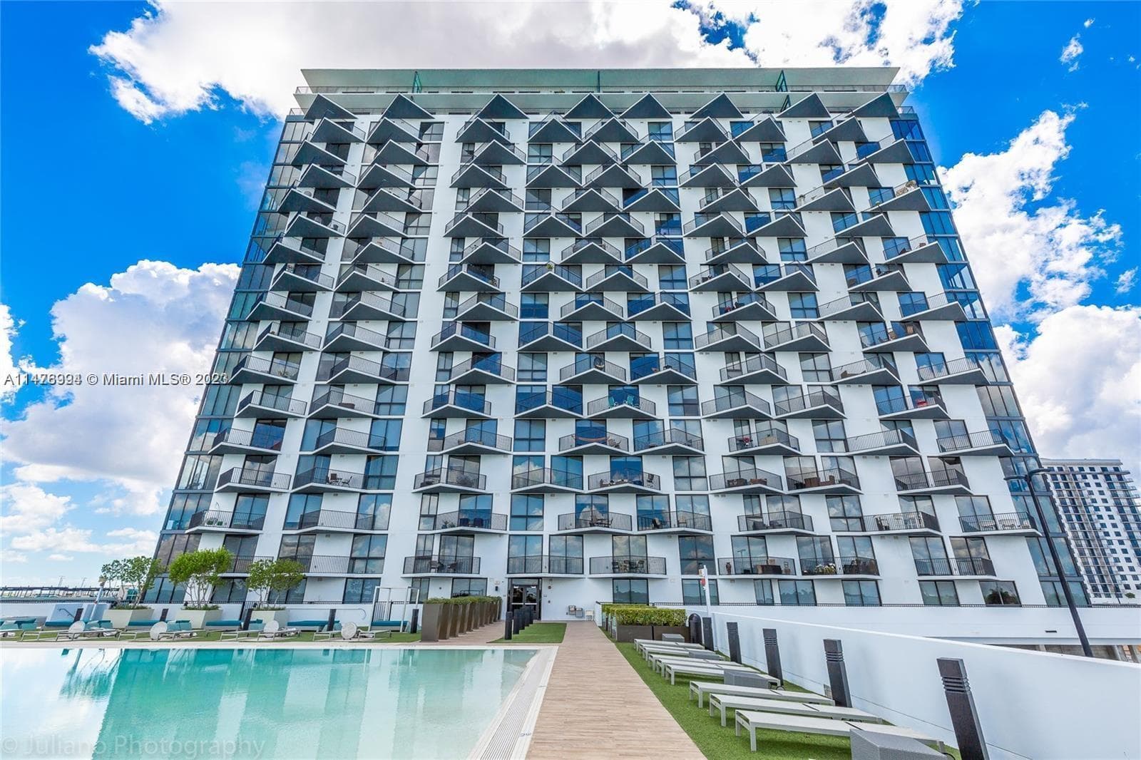 5300 NW 85th Avenue # 1409, Doral FL 33166 — 1