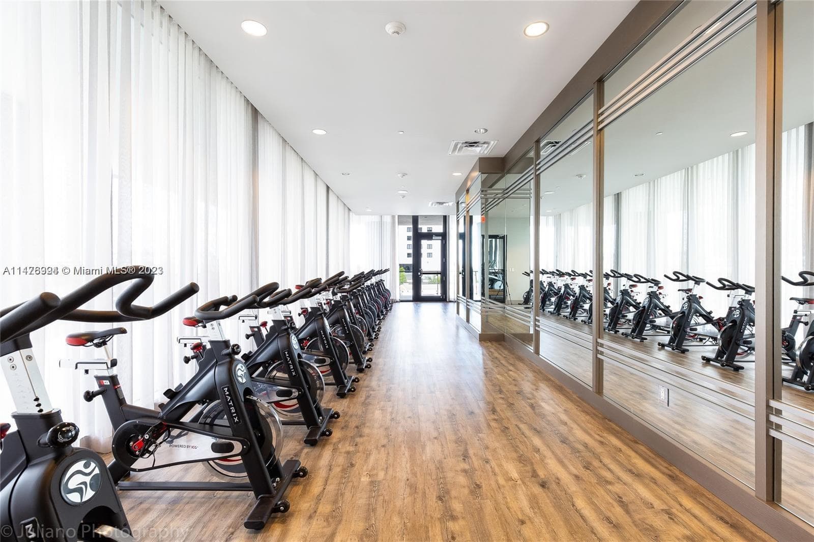 5300 NW 85th Avenue # 1409, Doral FL 33166 — 25
