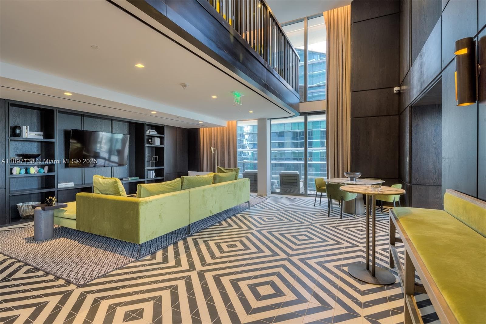 801 S Miami Ave # 402, Miami FL 33130 — 46