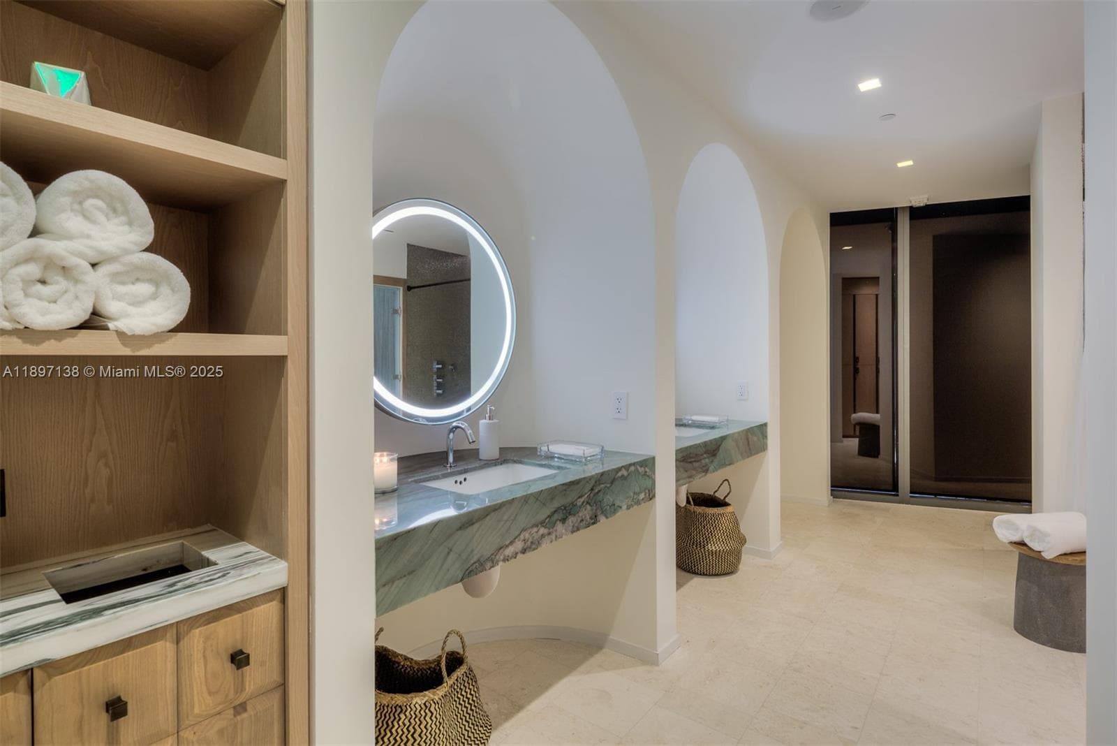 801 S Miami Ave # 402, Miami FL 33130 — 37
