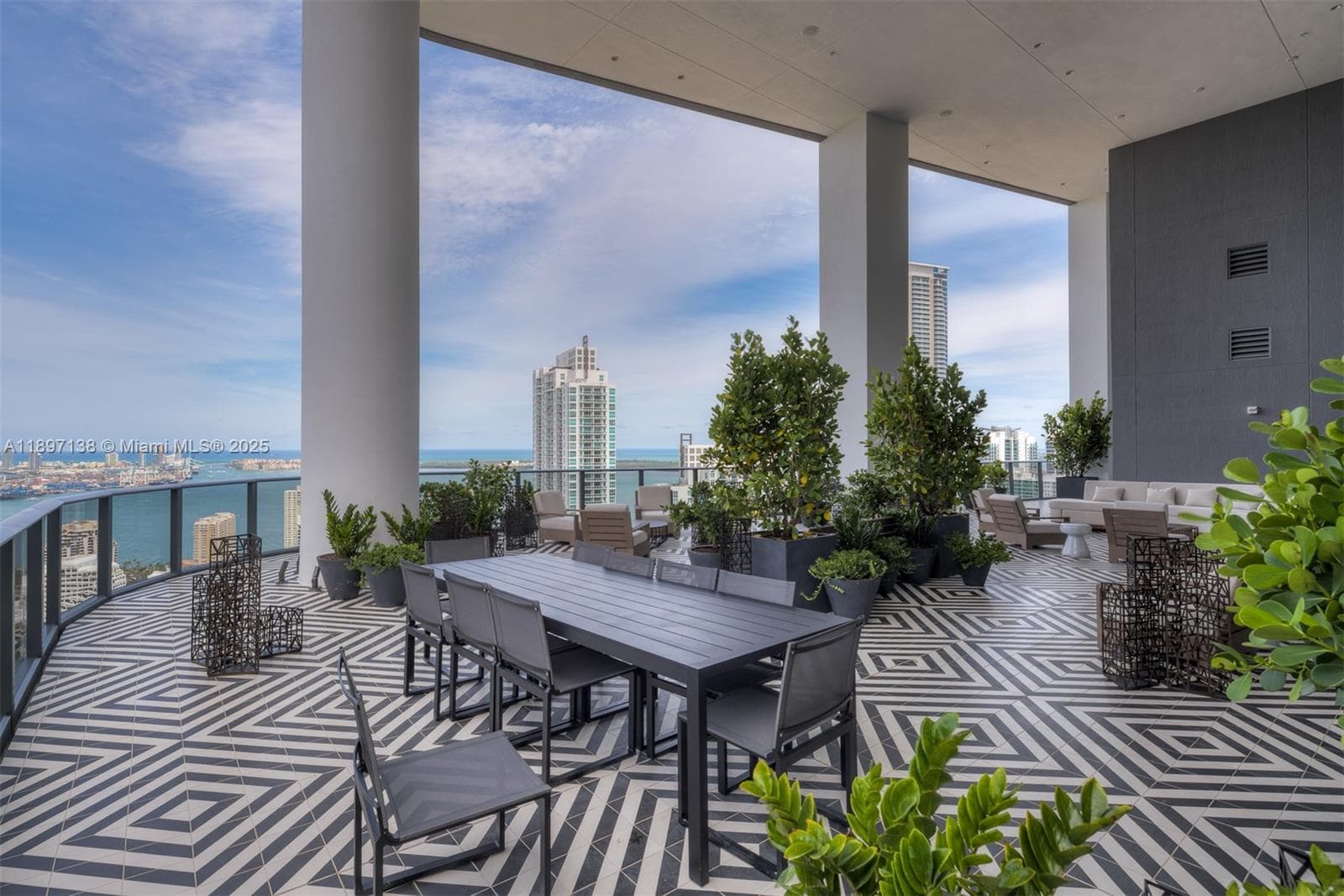 801 S Miami Ave # 402, Miami FL 33130 — 25