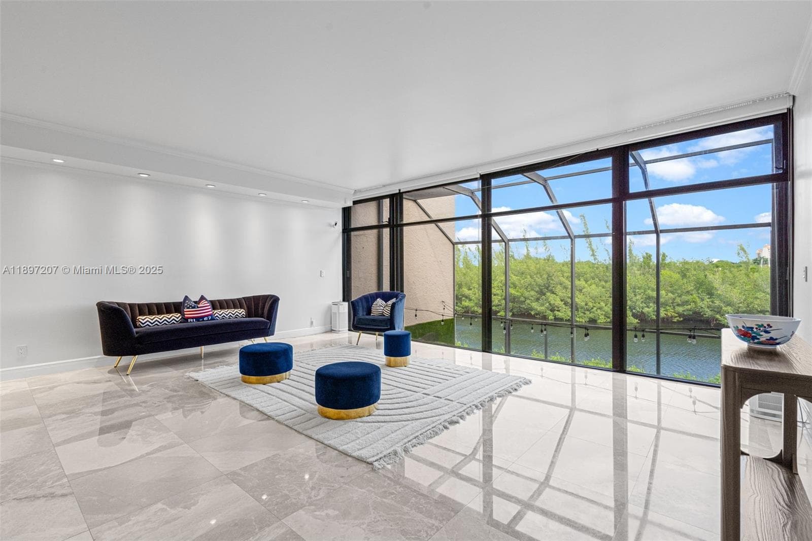 6124 Paradise Point Dr # 6124, Palmetto Bay FL 33157 — 17