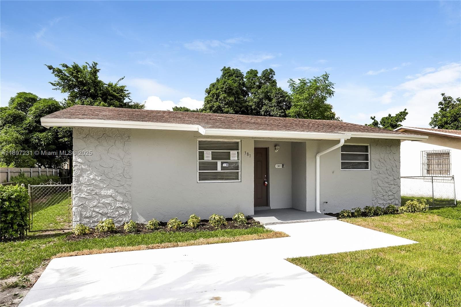 381 NE 164th St # 0, Miami FL 33162 — 1