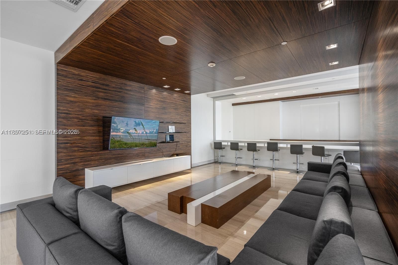 1330 West Ave # 2601, Miami Beach FL 33139 — 26
