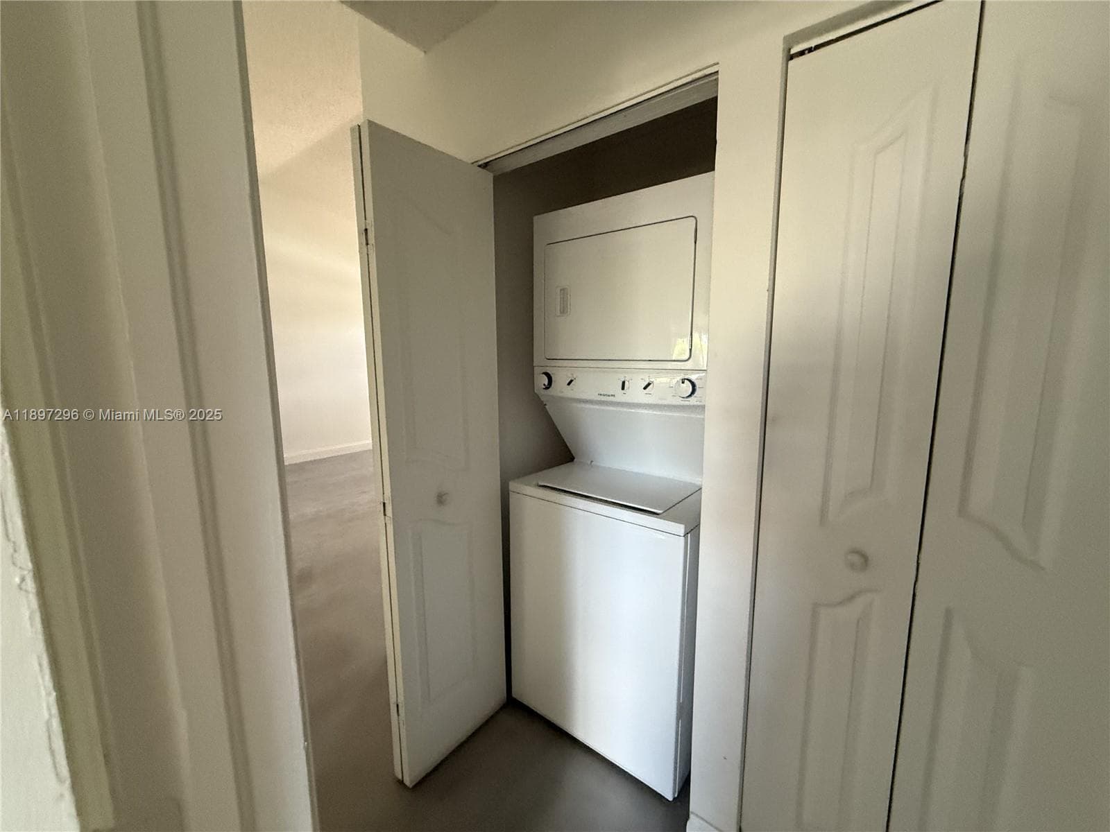18942 NW 86th Ct # 4106, Hialeah FL 33015 — 10