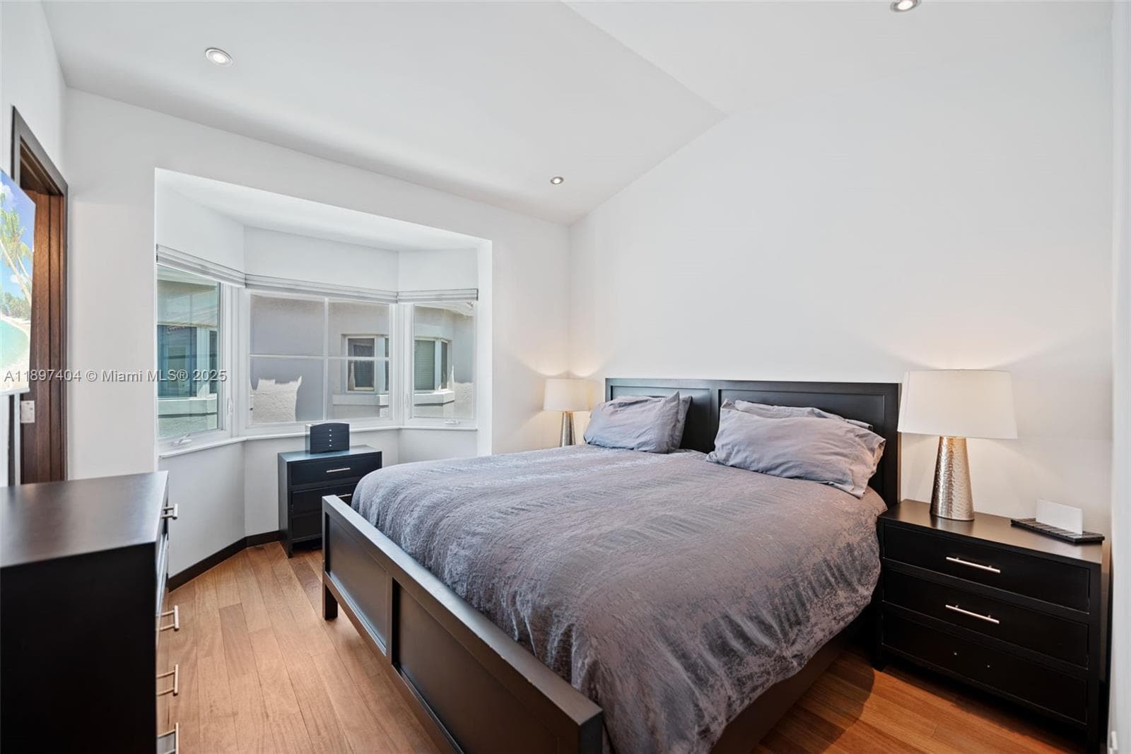 261 Navarre Ave # 3, Coral Gables FL 33134 — 12