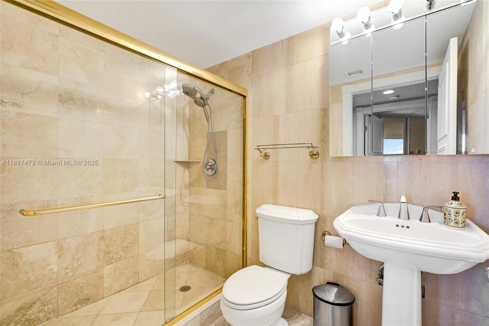17555 Collins Ave # 2703, Sunny Isles Beach FL 33160 — 32