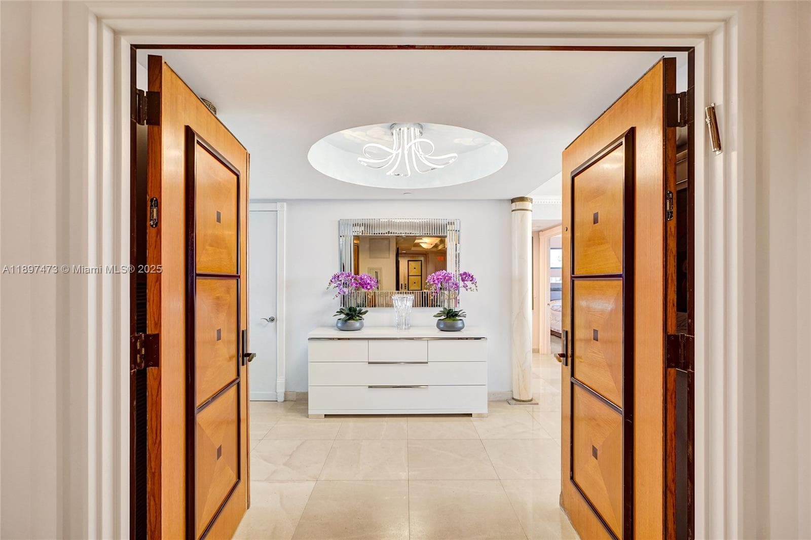 17555 Collins Ave # 2703, Sunny Isles Beach FL 33160 — 18