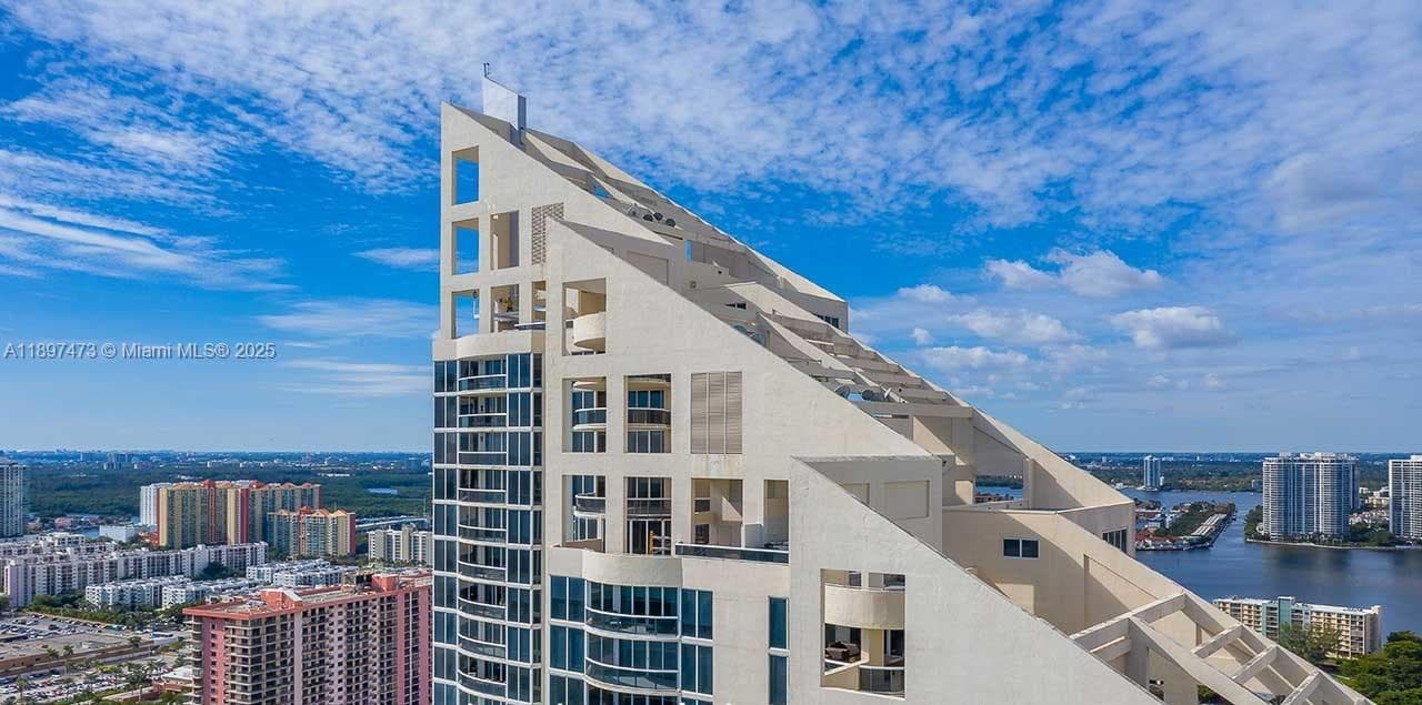 17555 Collins Ave # 2703, Sunny Isles Beach FL 33160 — 37