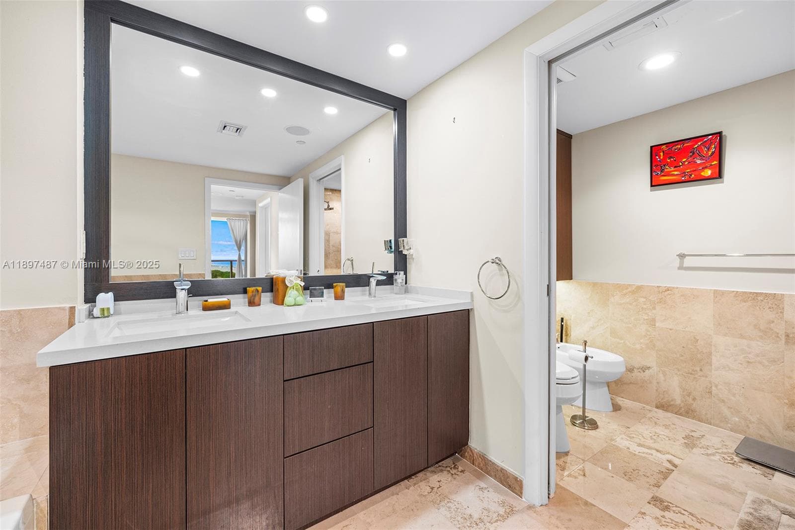 1455 Ocean Dr # 1003, Miami Beach FL 33139 — 23