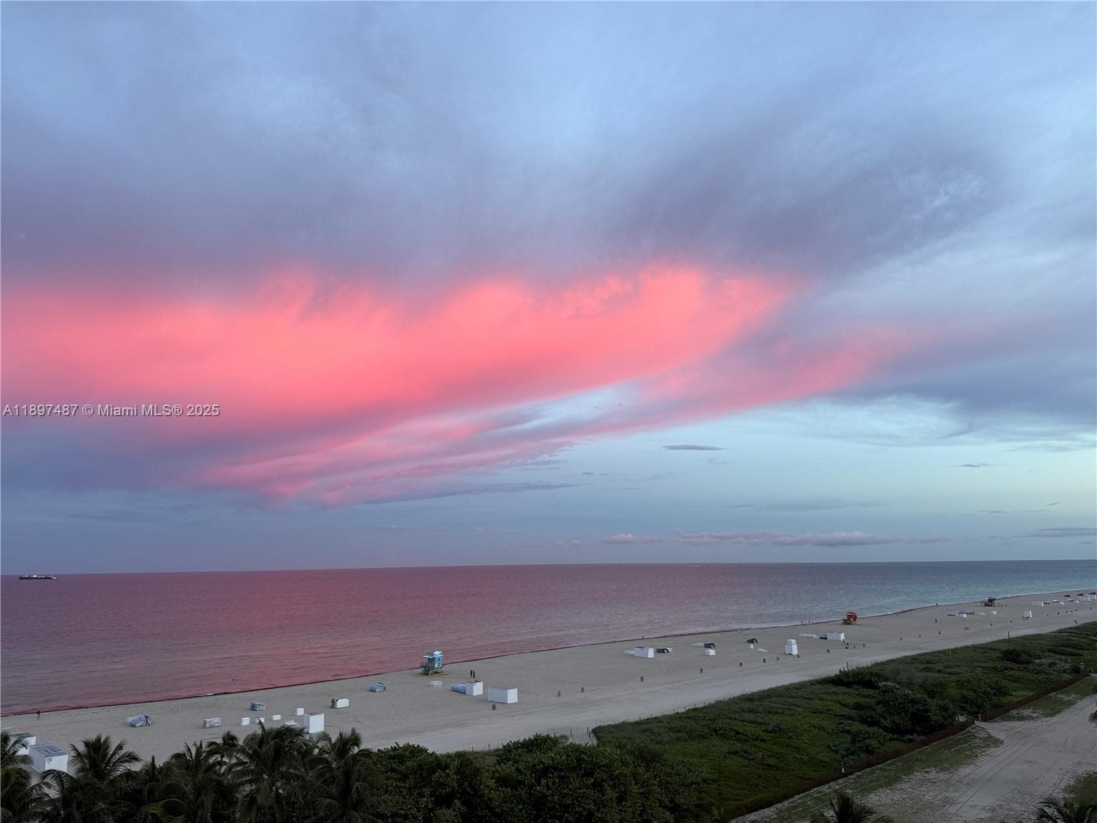 1455 Ocean Dr # 1003, Miami Beach FL 33139 — 16