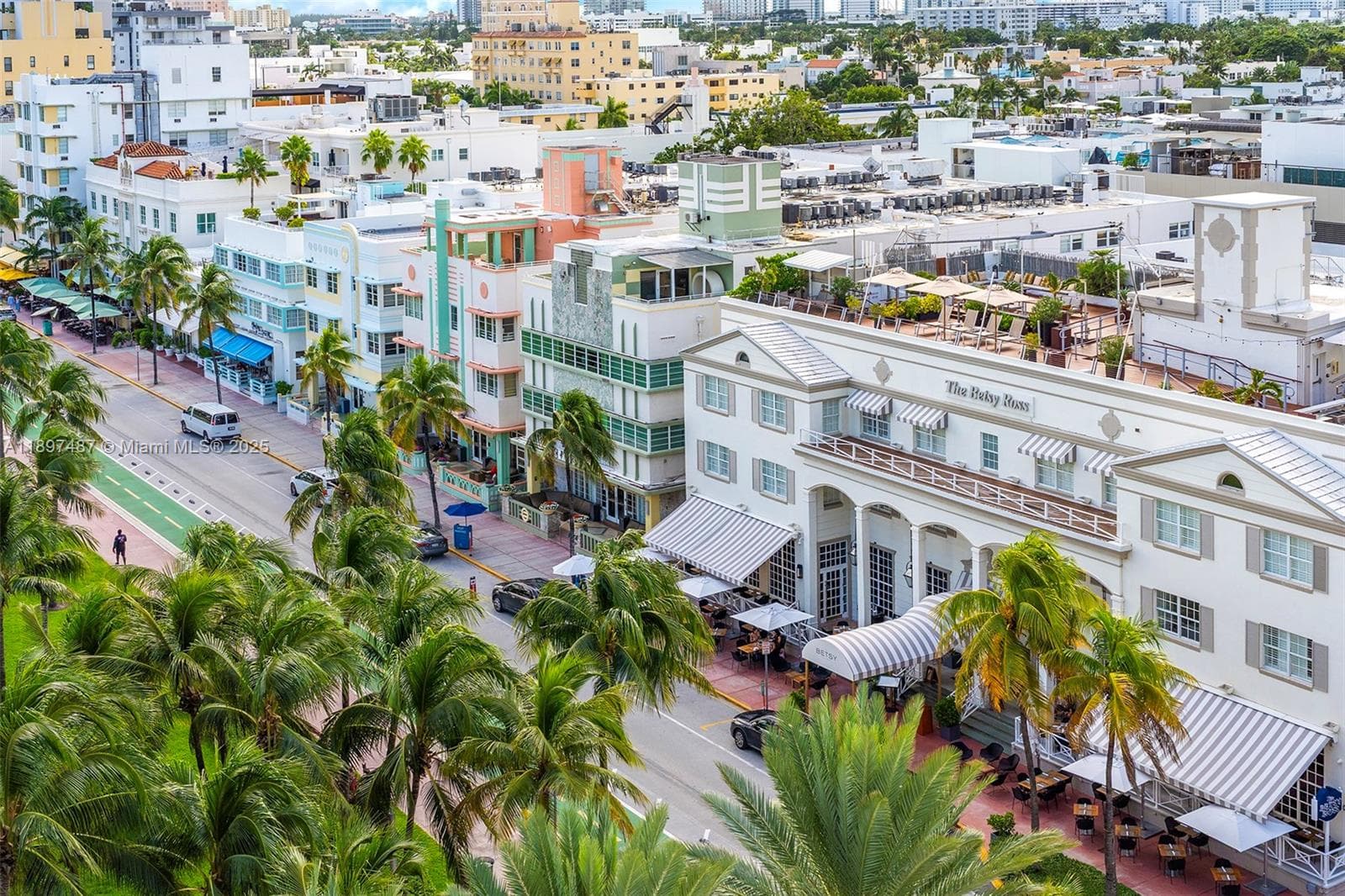1455 Ocean Dr # 1003, Miami Beach FL 33139 — 36