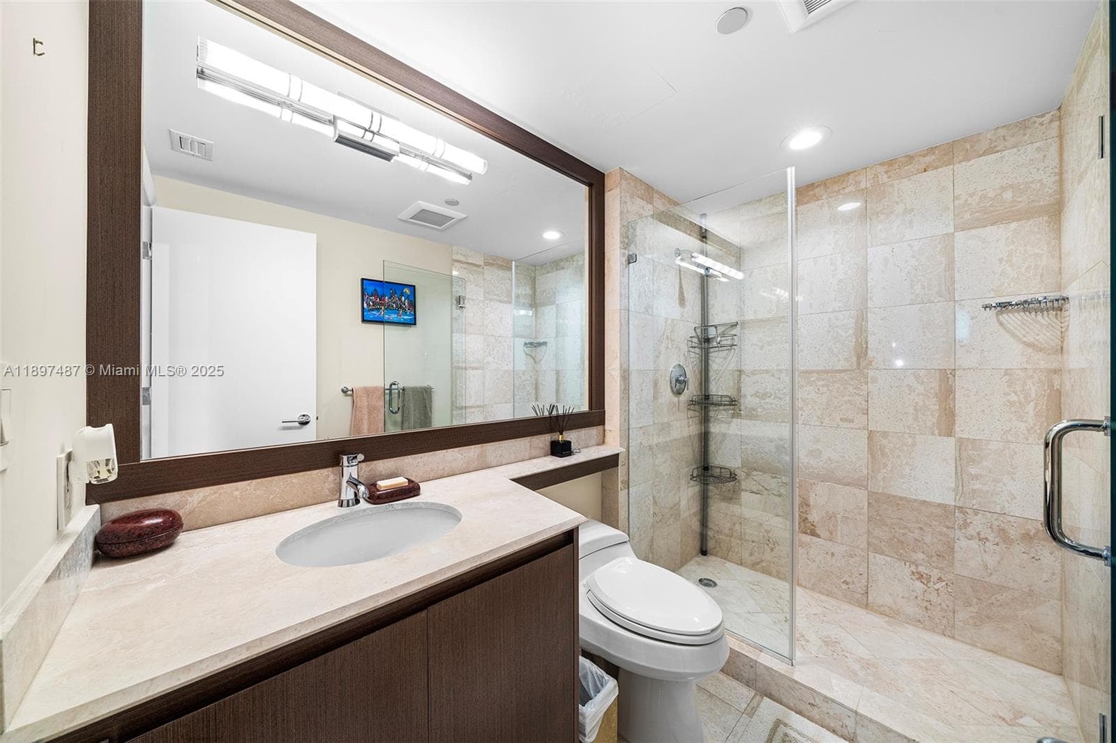 1455 Ocean Dr # 1003, Miami Beach FL 33139 — 30