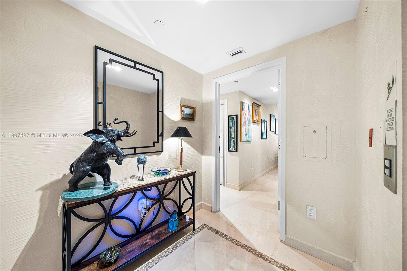 1455 Ocean Dr # 1003, Miami Beach FL 33139 — 34