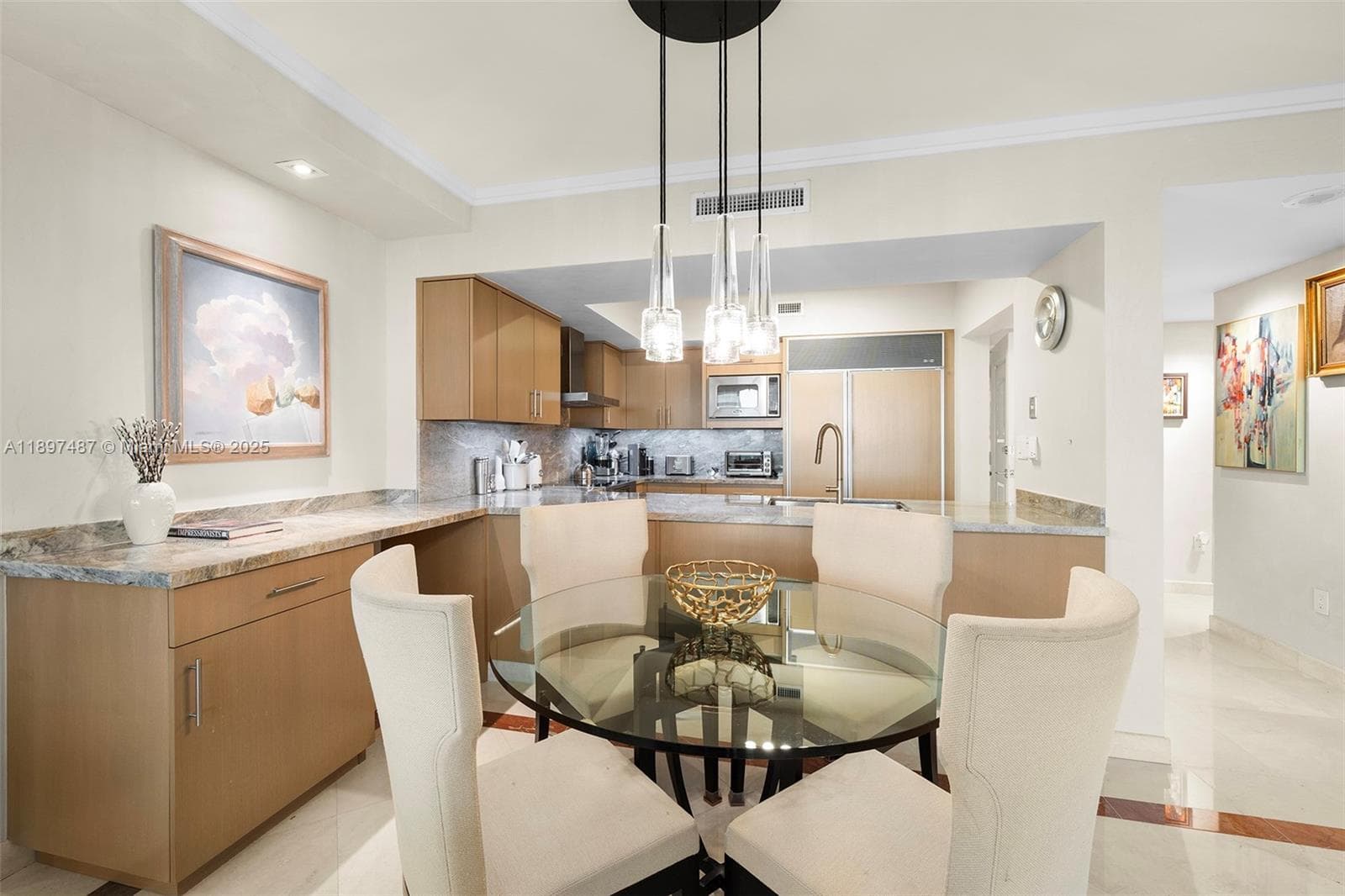 1455 Ocean Dr # 1003, Miami Beach FL 33139 — 10