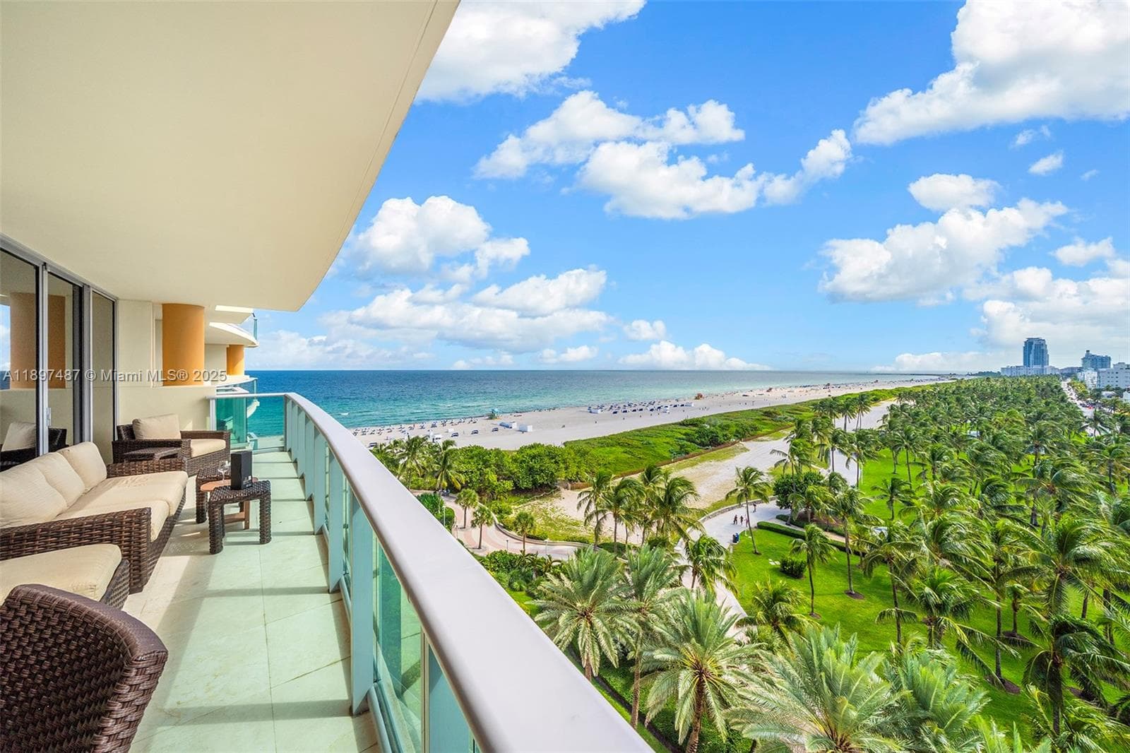 1455 Ocean Dr # 1003, Miami Beach FL 33139 — 37