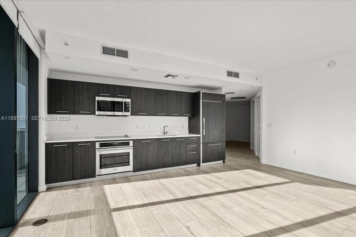 55 SW 9th ST # 3006, Miami FL 33130 — 6