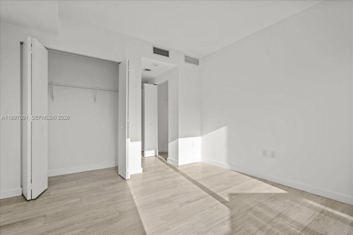 55 SW 9th ST # 3006, Miami FL 33130 — 17