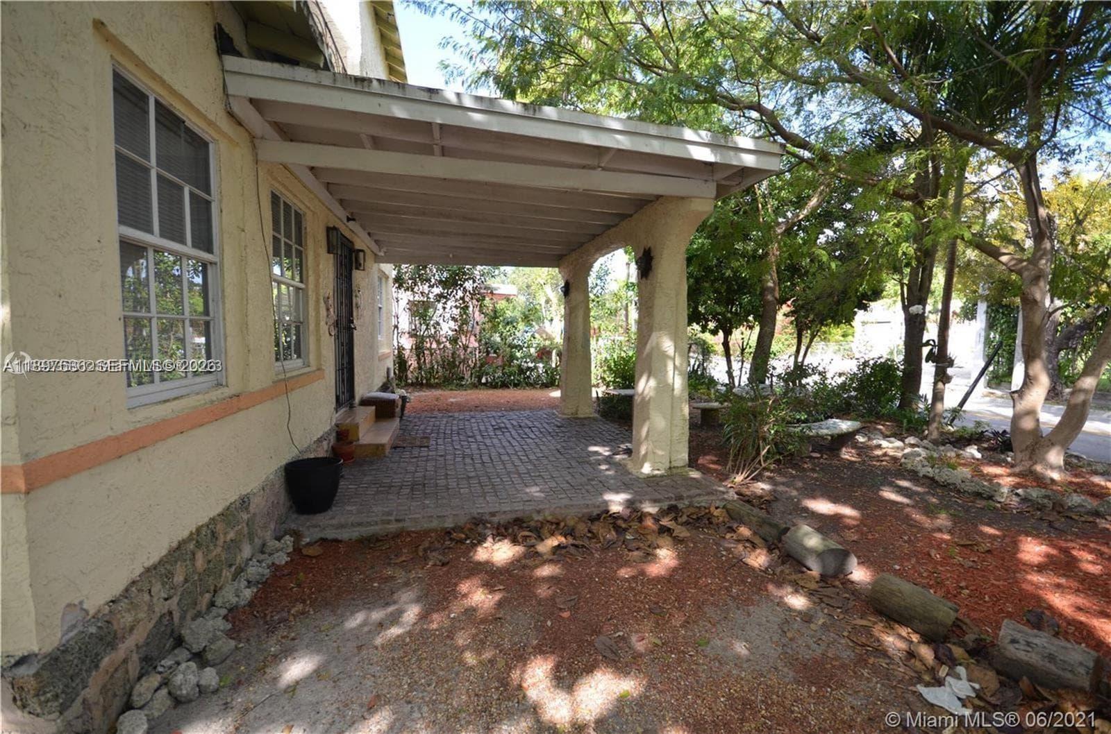 6322 NE 5th Ave, Miami FL 33138 — 5