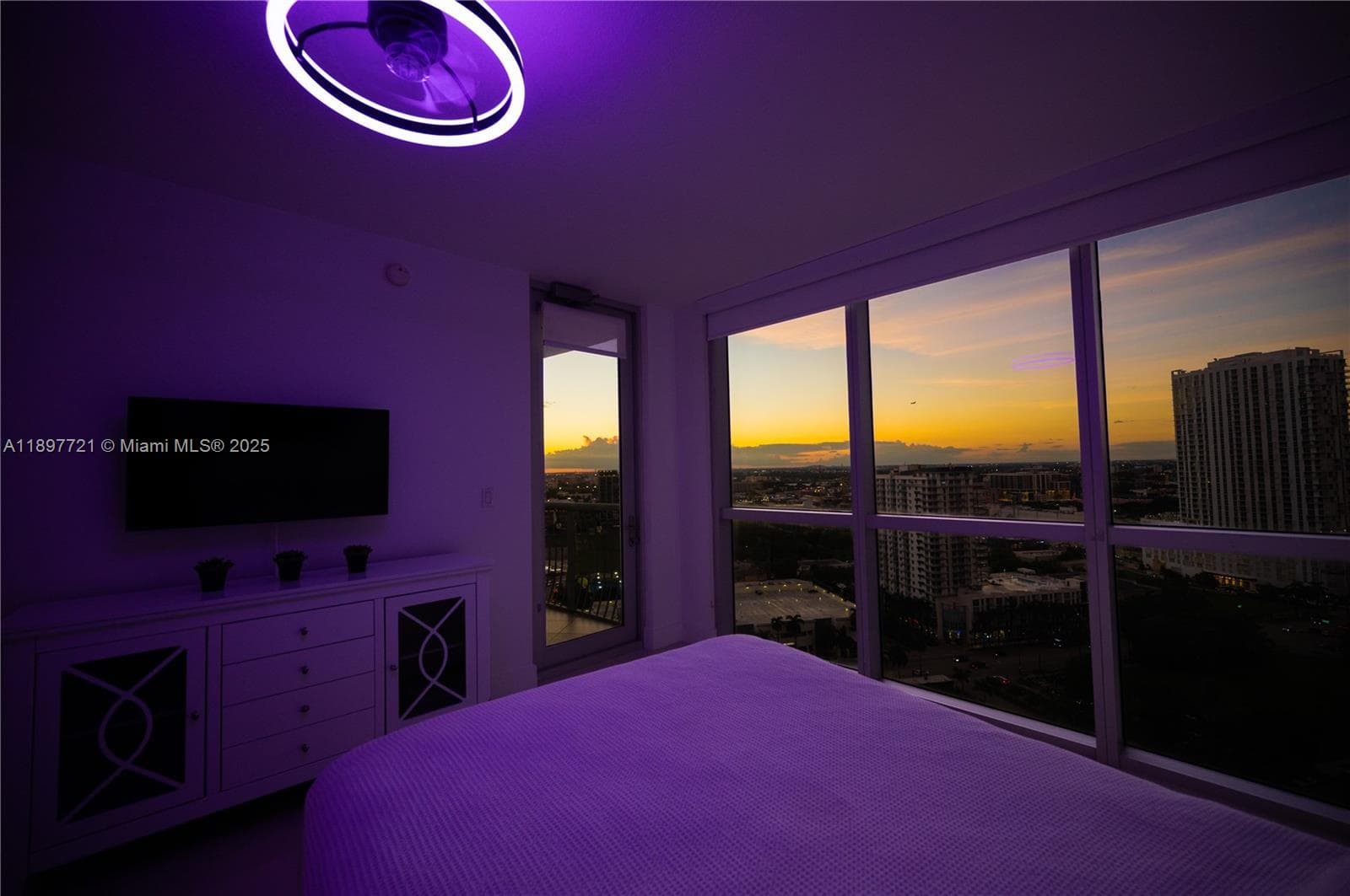 1750 N Bayshore Dr # 2615, Miami FL 33132 — 22