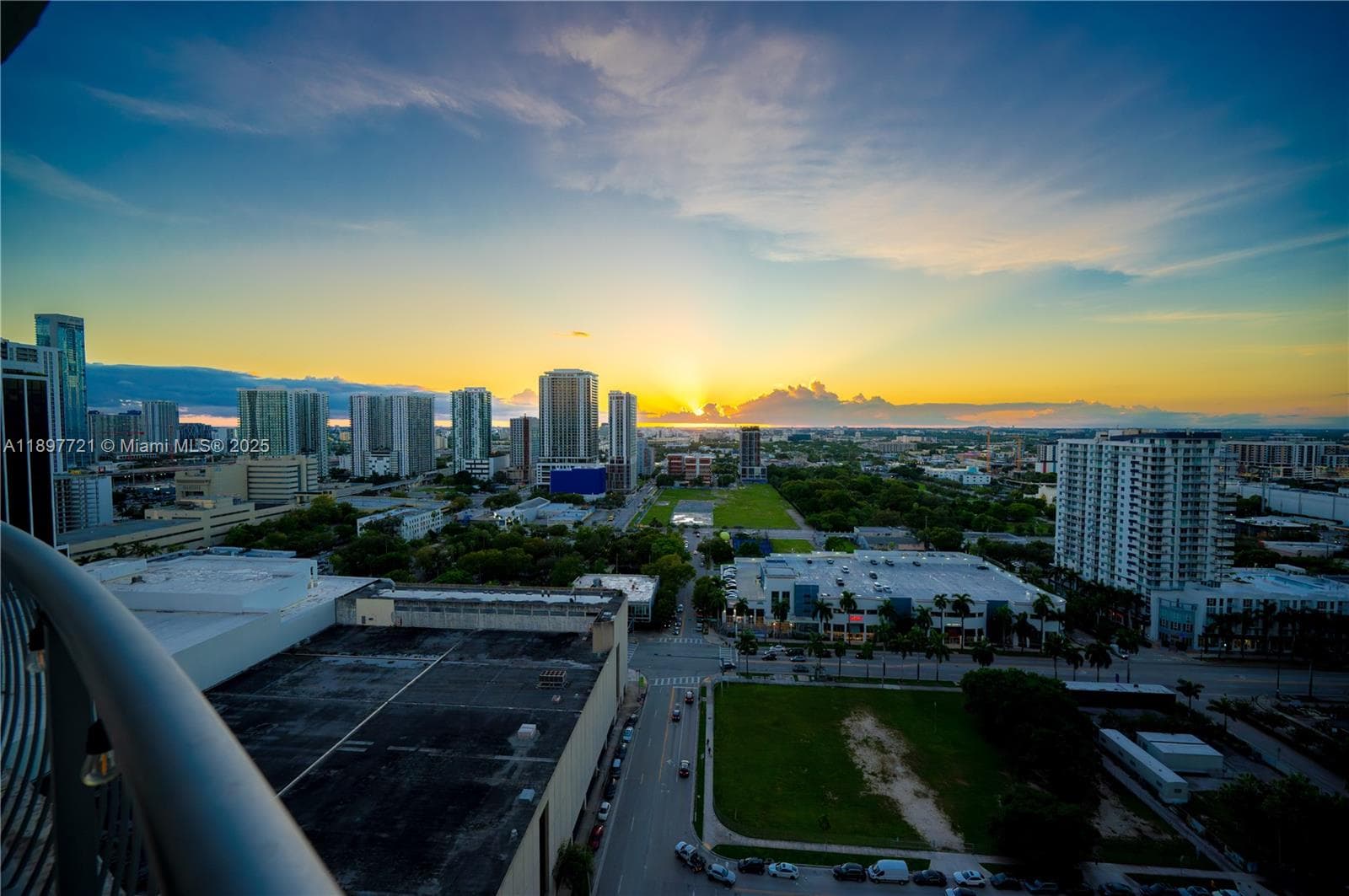 1750 N Bayshore Dr # 2615, Miami FL 33132 — 1