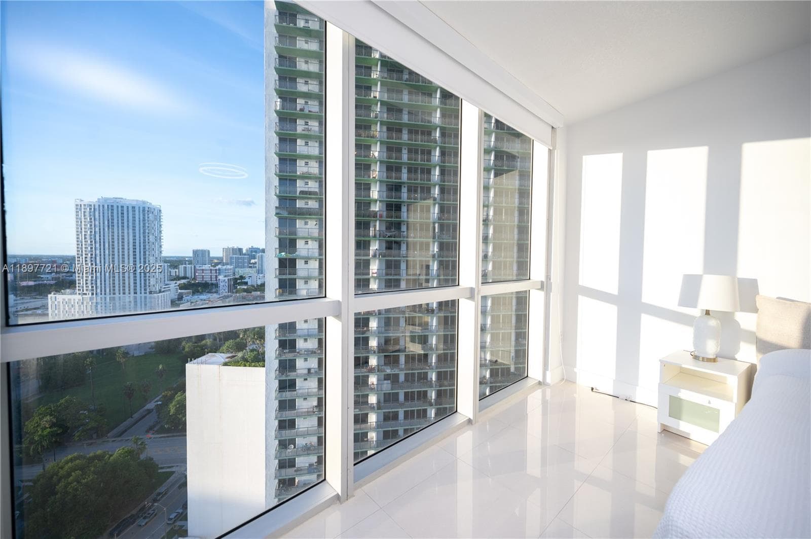 1750 N Bayshore Dr # 2615, Miami FL 33132 — 18