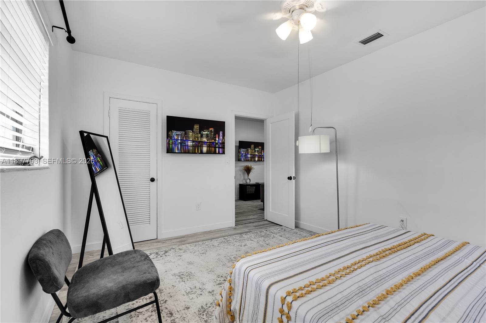 1510 Normandy Dr, Miami Beach FL 33141 — 27