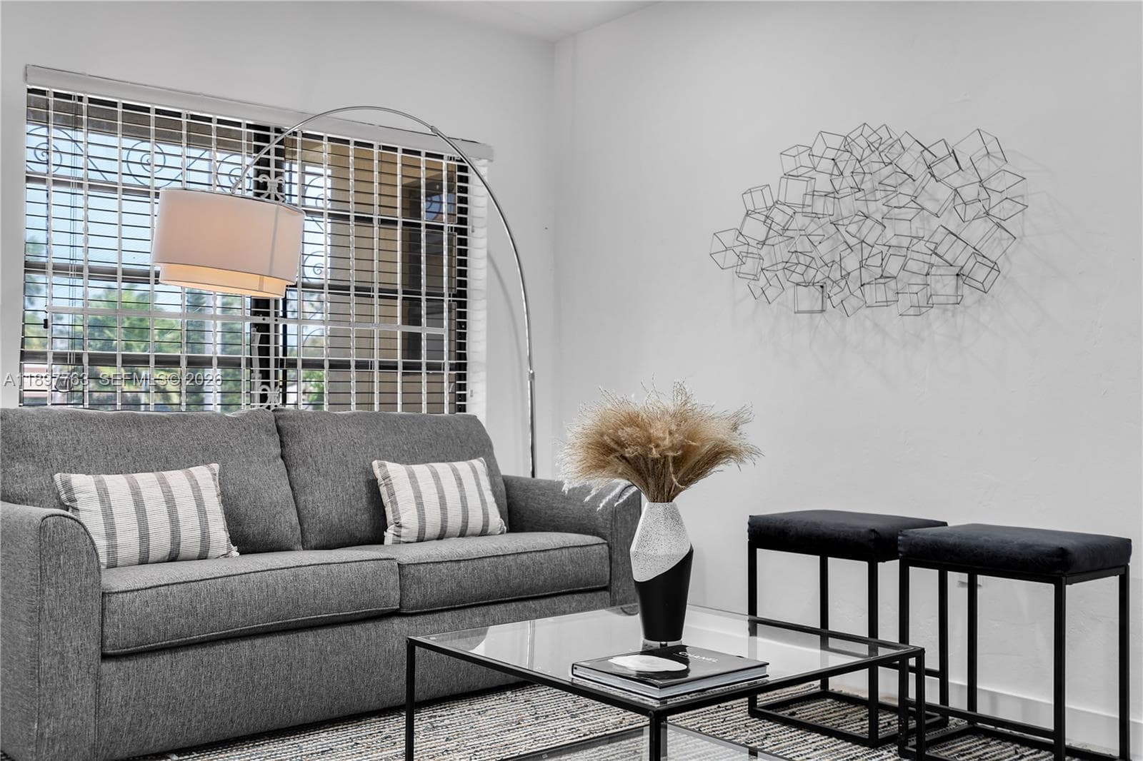 1510 Normandy Dr, Miami Beach FL 33141 — 42