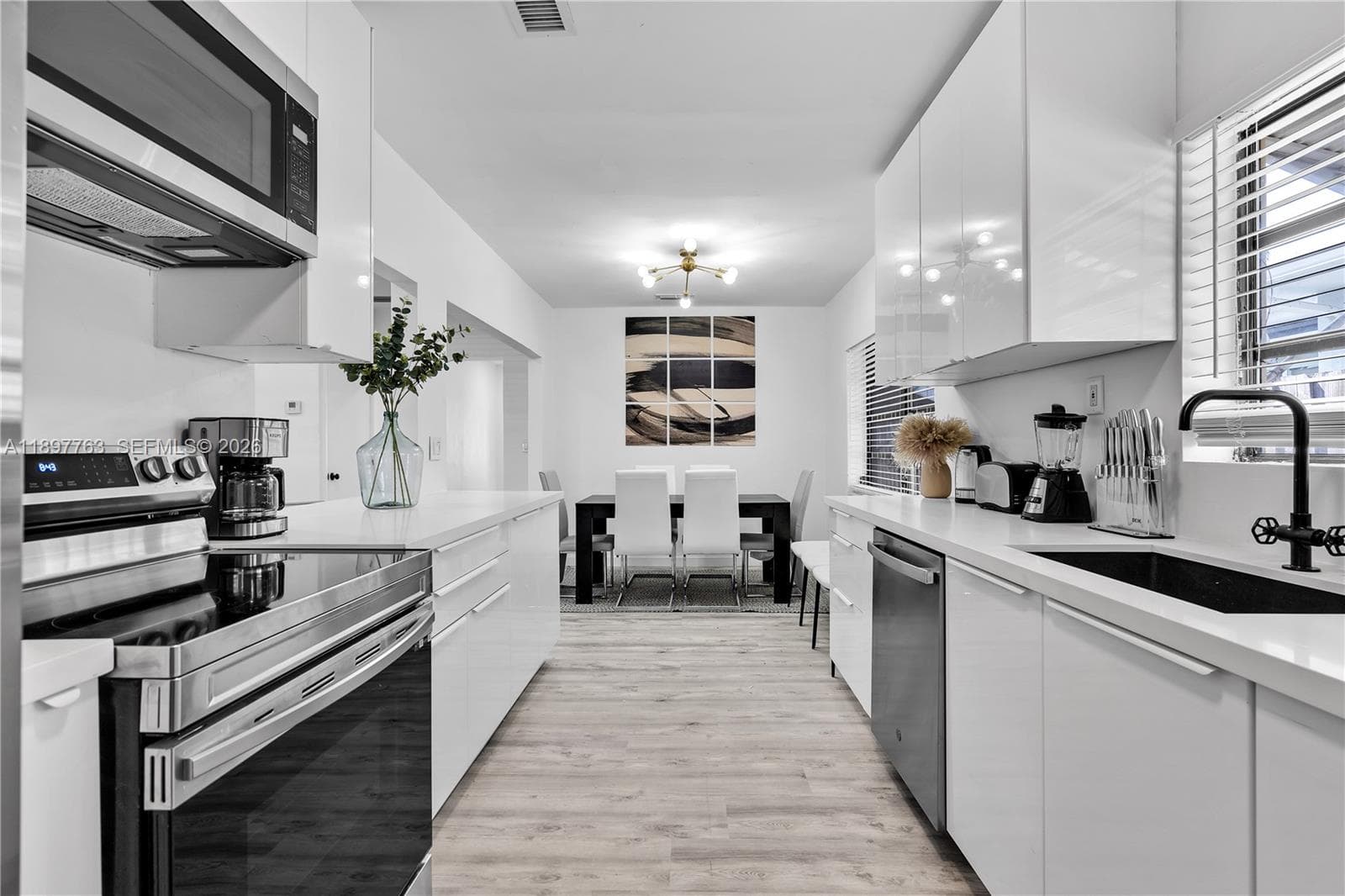 1510 Normandy Dr, Miami Beach FL 33141 — 12