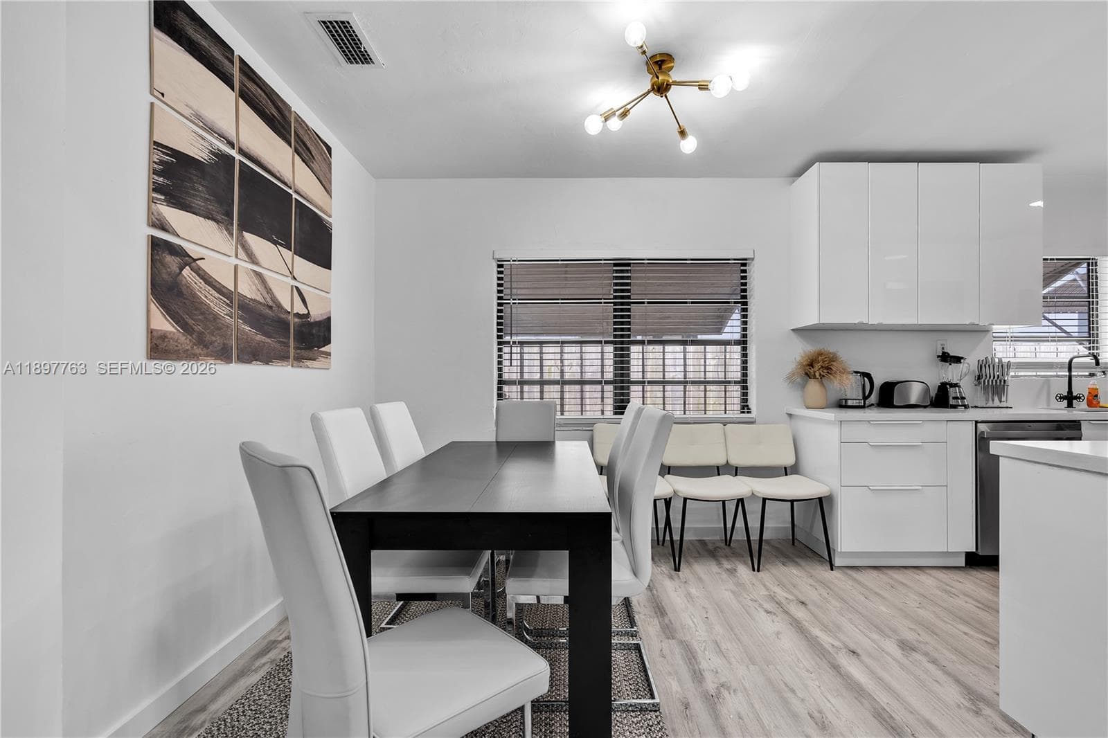 1510 Normandy Dr, Miami Beach FL 33141 — 7
