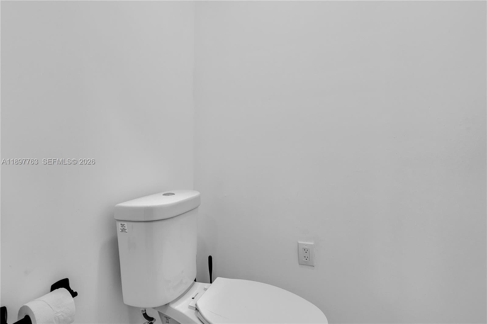 1510 Normandy Dr, Miami Beach FL 33141 — 24