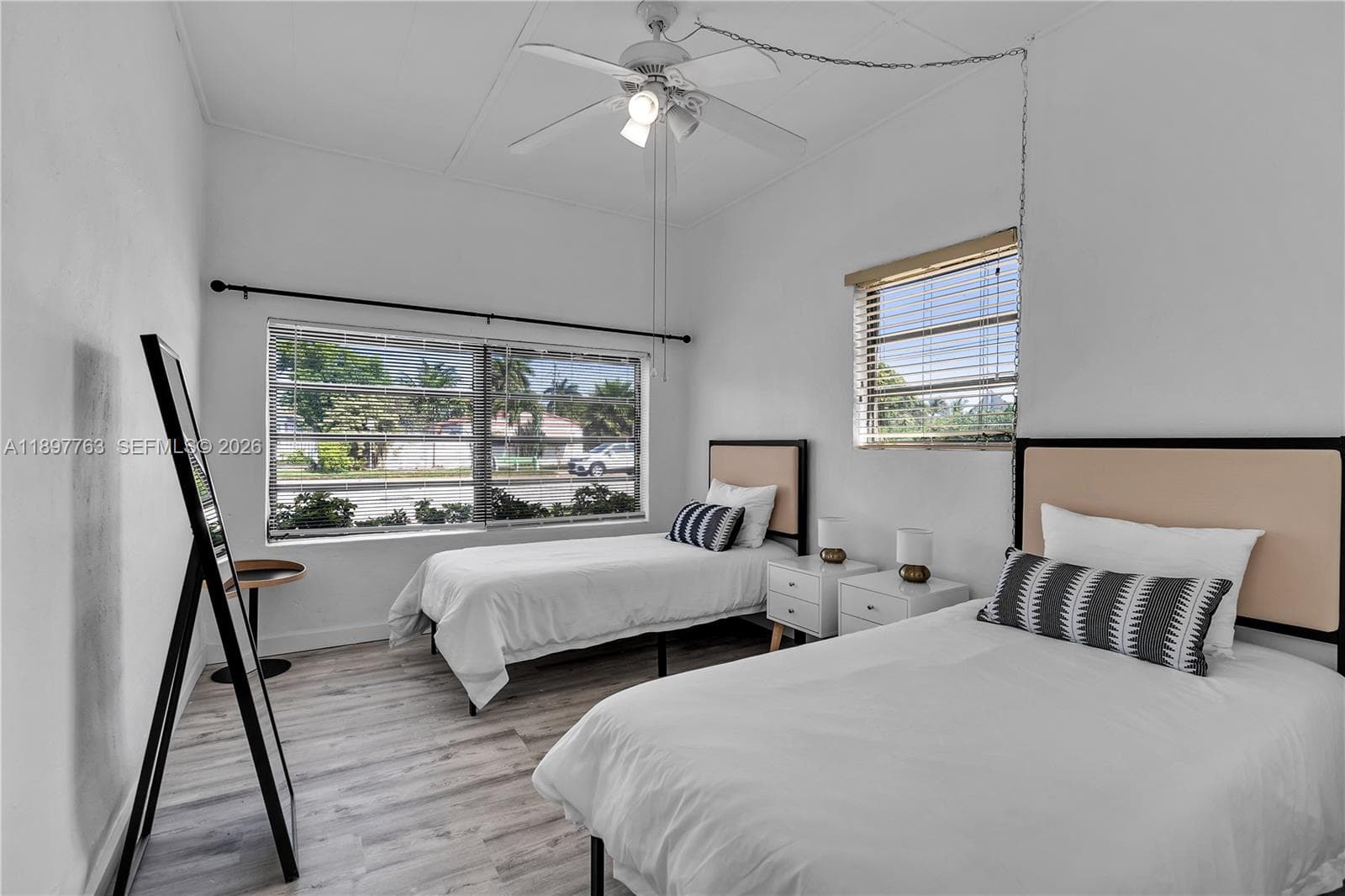1510 Normandy Dr, Miami Beach FL 33141 — 35