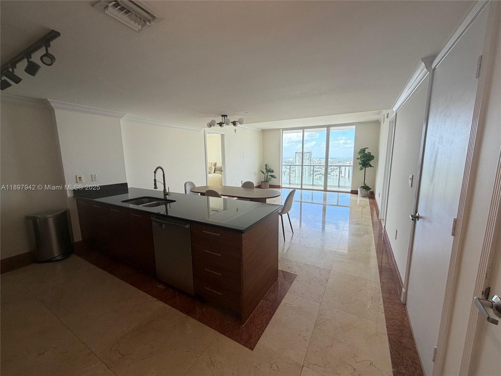 50 Biscayne Blvd # 5211, Miami FL 33132 — 6