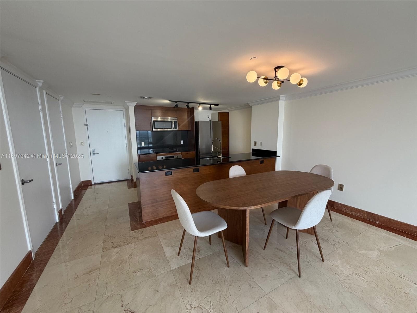 50 Biscayne Blvd # 5211, Miami FL 33132 — 5