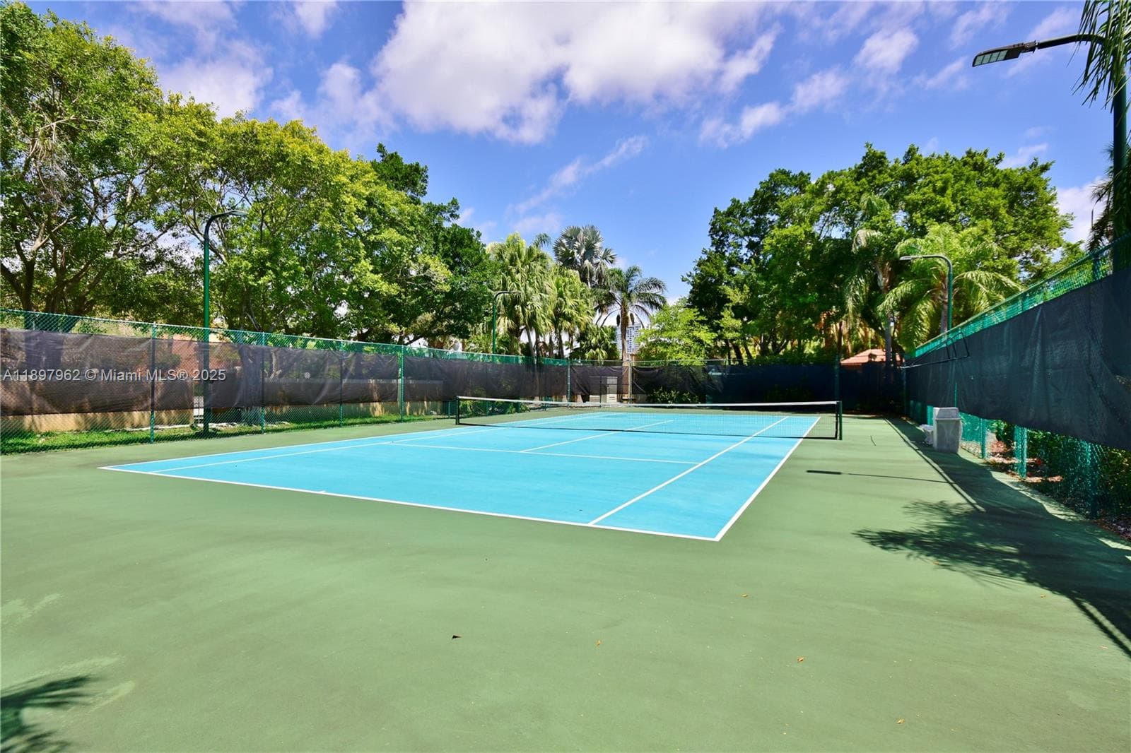 The Yacht Club At Aventura, Aventura, FL — 30