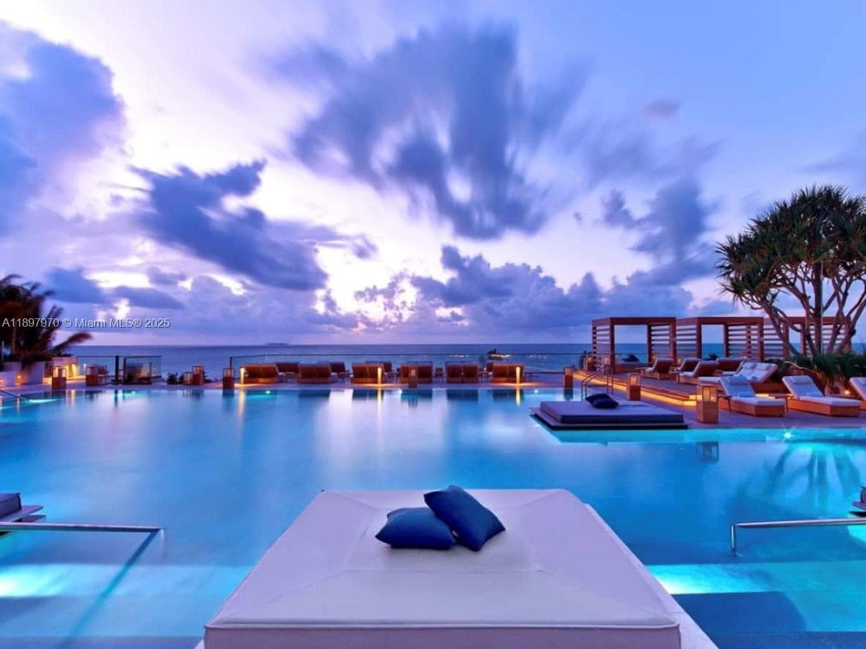 2301 Collins Ave # 619, Miami Beach FL 33139 — 16