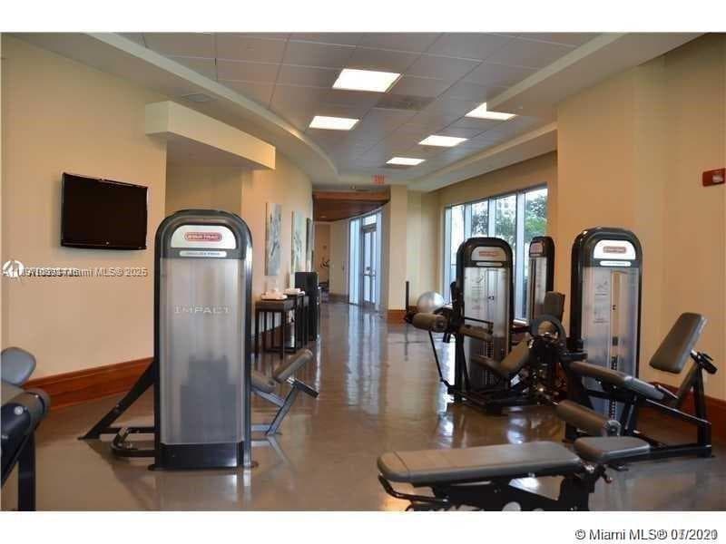 1050 Brickell Ave # 414, Miami FL 33131 — 42