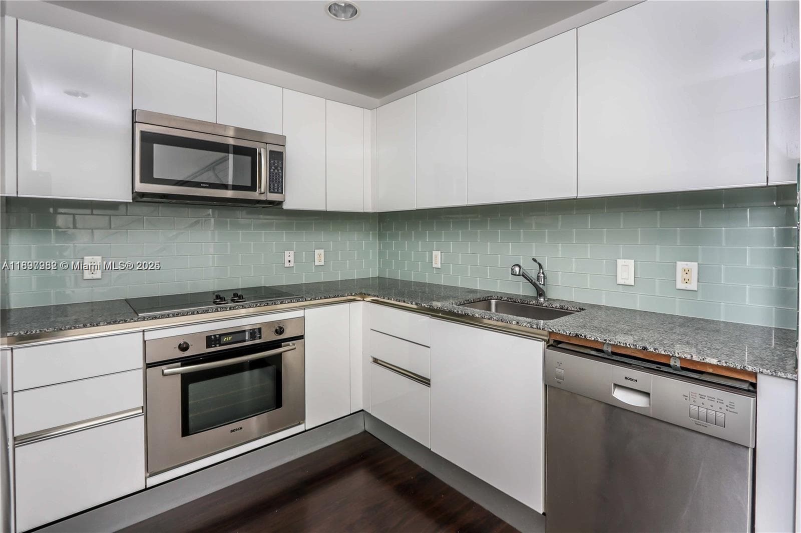 1050 Brickell Ave # 414, Miami FL 33131 — 7
