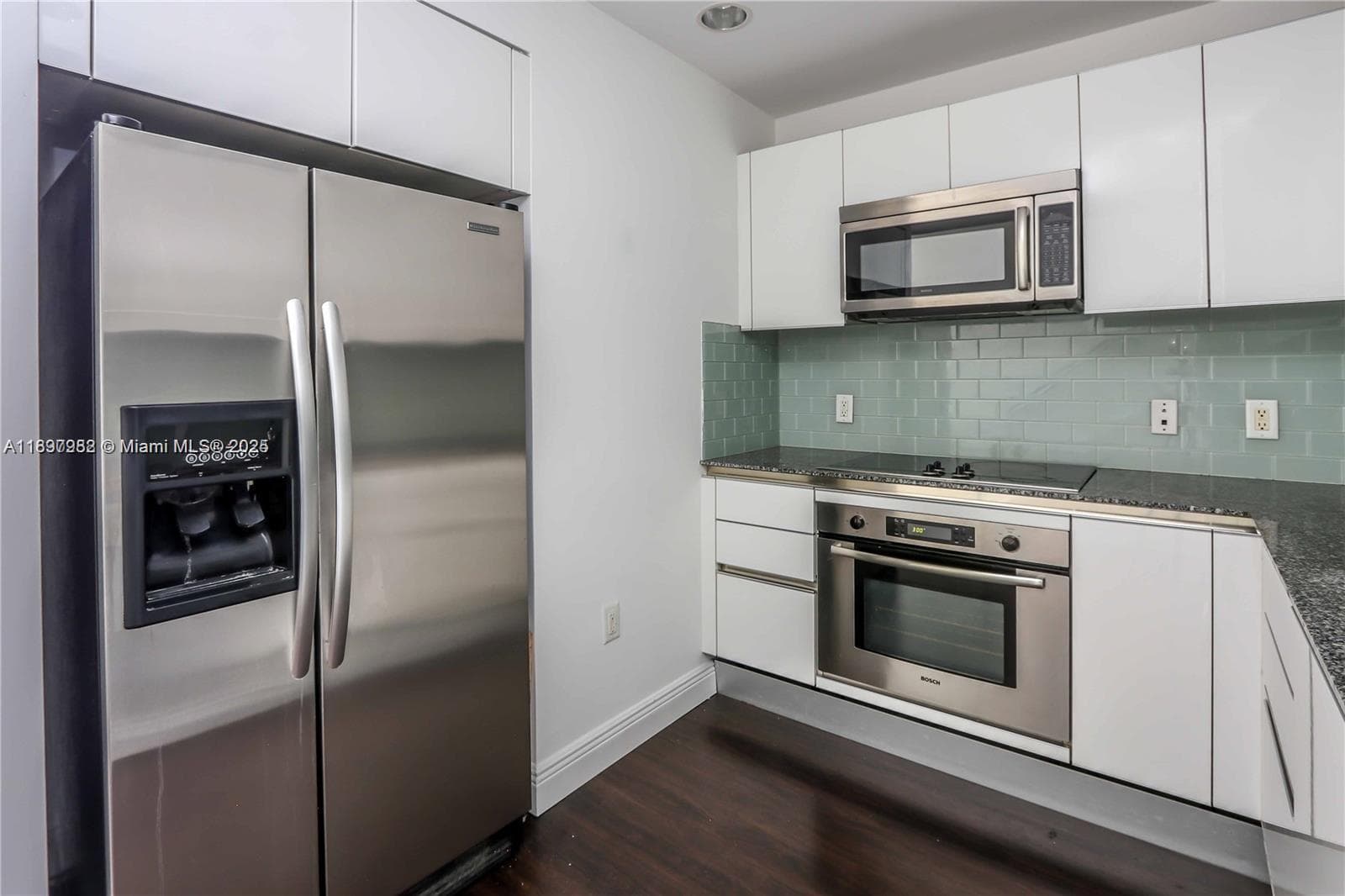 1050 Brickell Ave # 414, Miami FL 33131 — 9