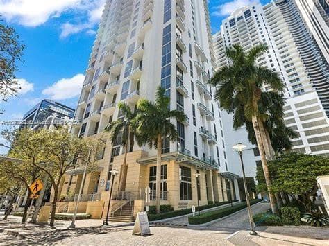1050 Brickell Ave # 414, Miami FL 33131 — 41