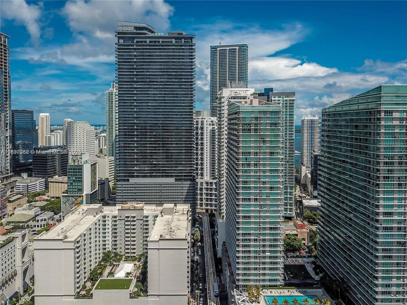 1050 Brickell Ave # 414, Miami FL 33131 — 35