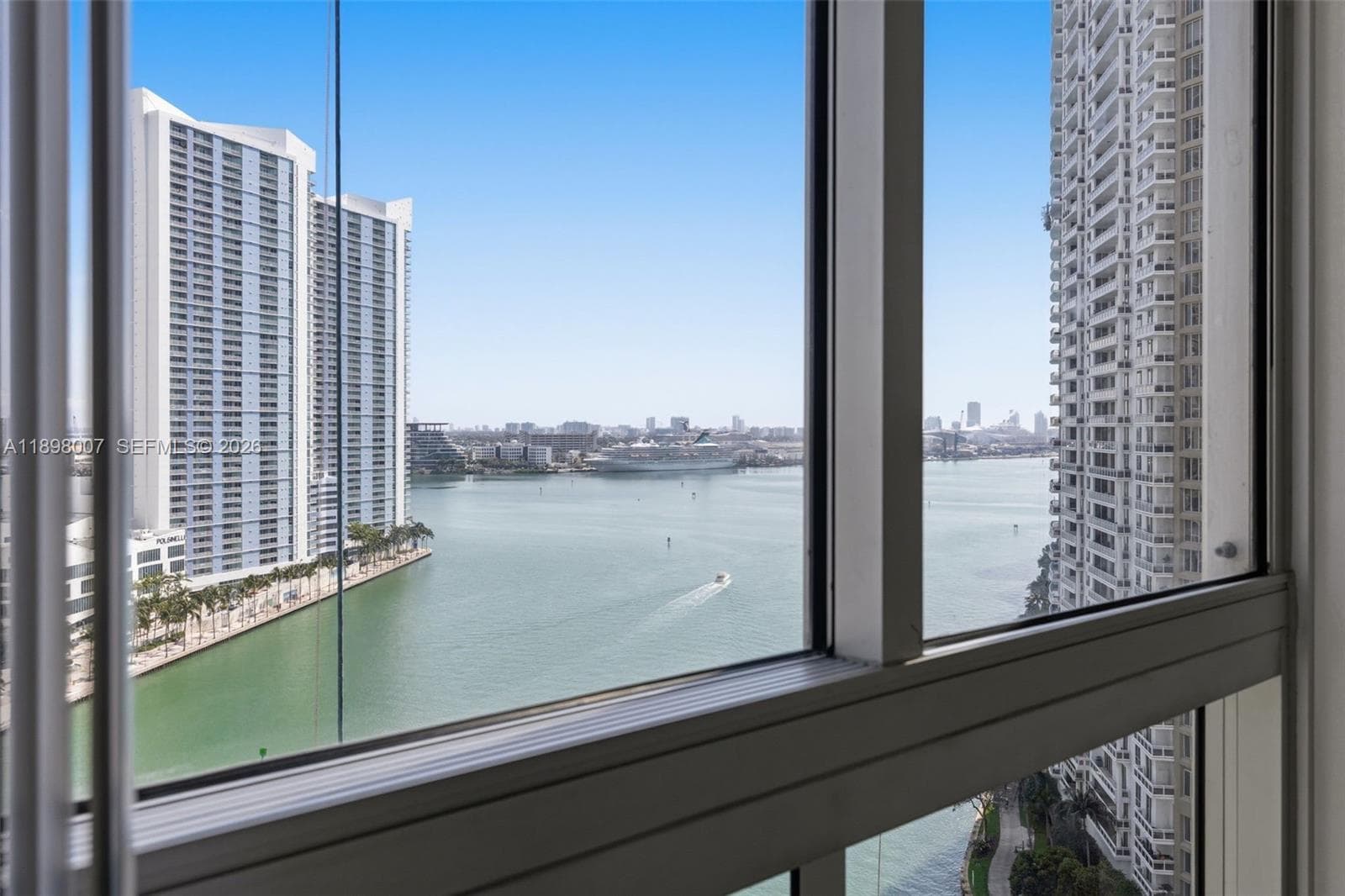 465 Brickell Ave # 1602, Miami FL 33131 — 6