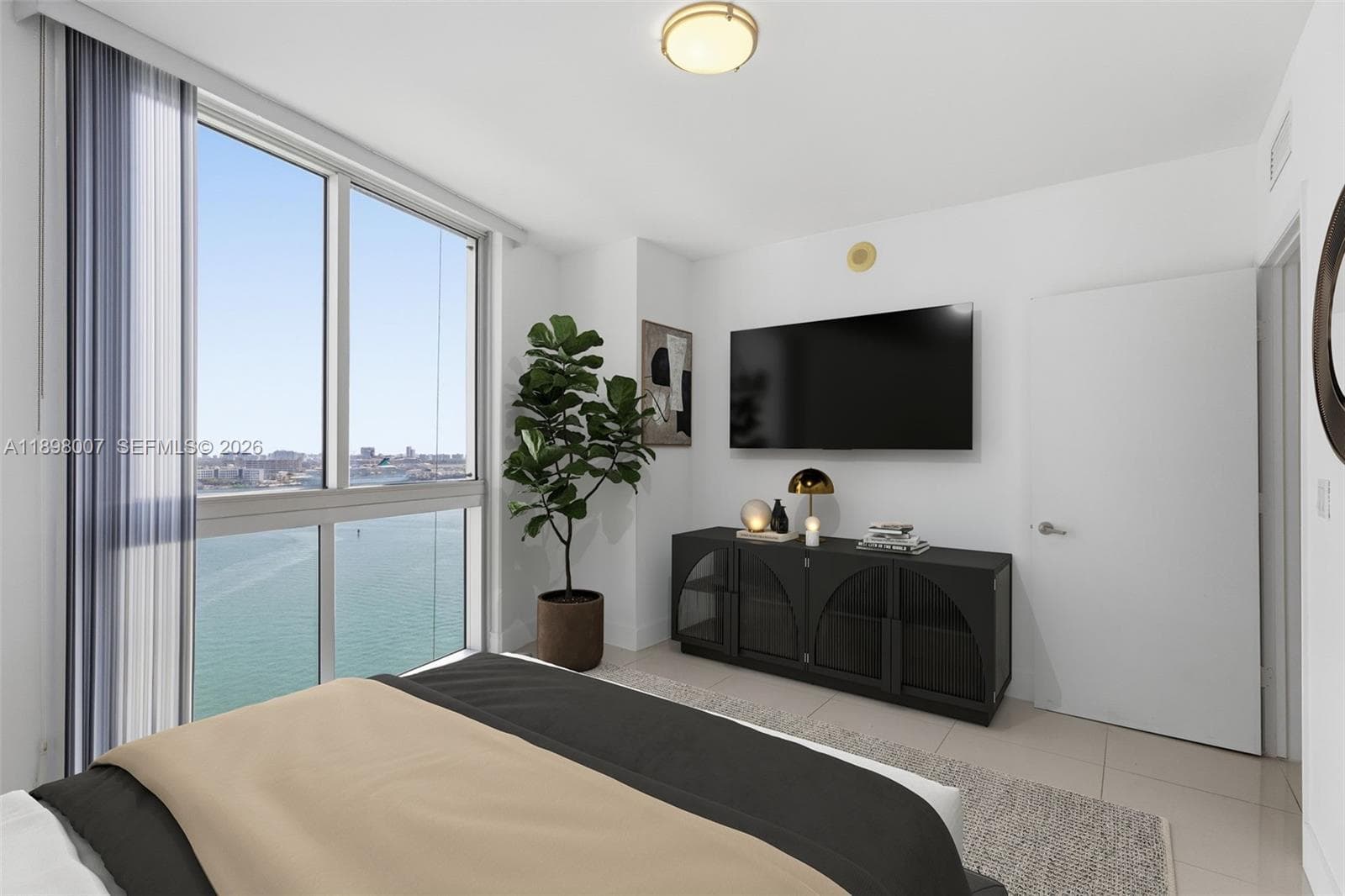 465 Brickell Ave # 1602, Miami FL 33131 — 10