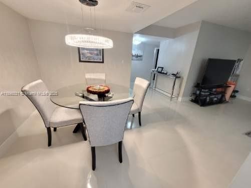 18071 Biscayne Blvd # 1801, Aventura FL 33160 — 3